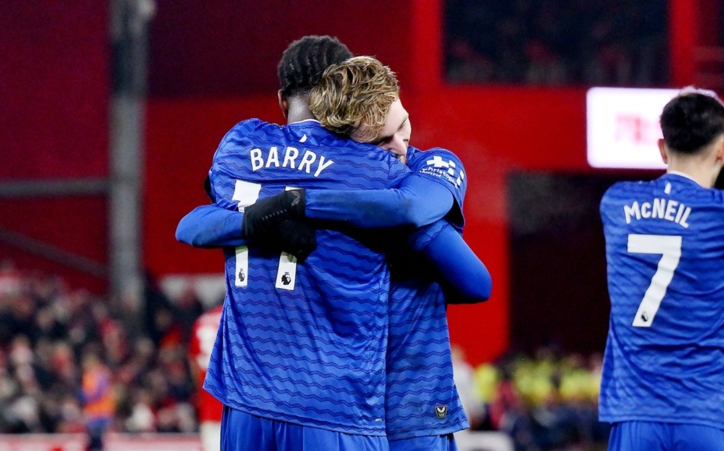 Everton Menang Atas Nottingham Forest 0-2 (2025)